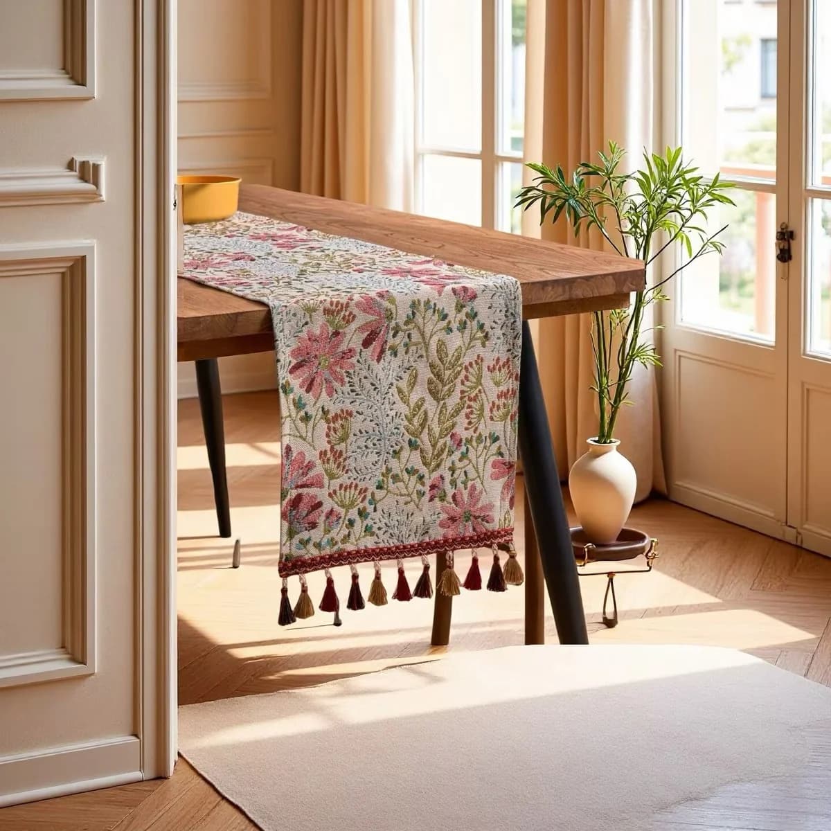 Runner da Tavola in Stile Americano con Nappine