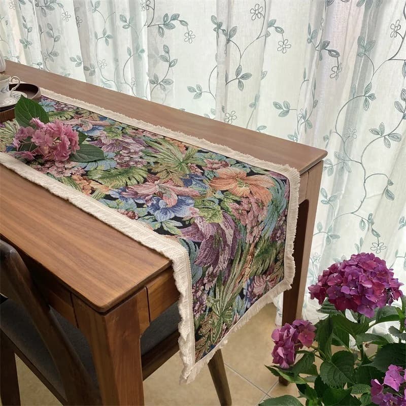 Runner da Tavola in Cotone e Lino Floreale Stile Country Americano con Nappine