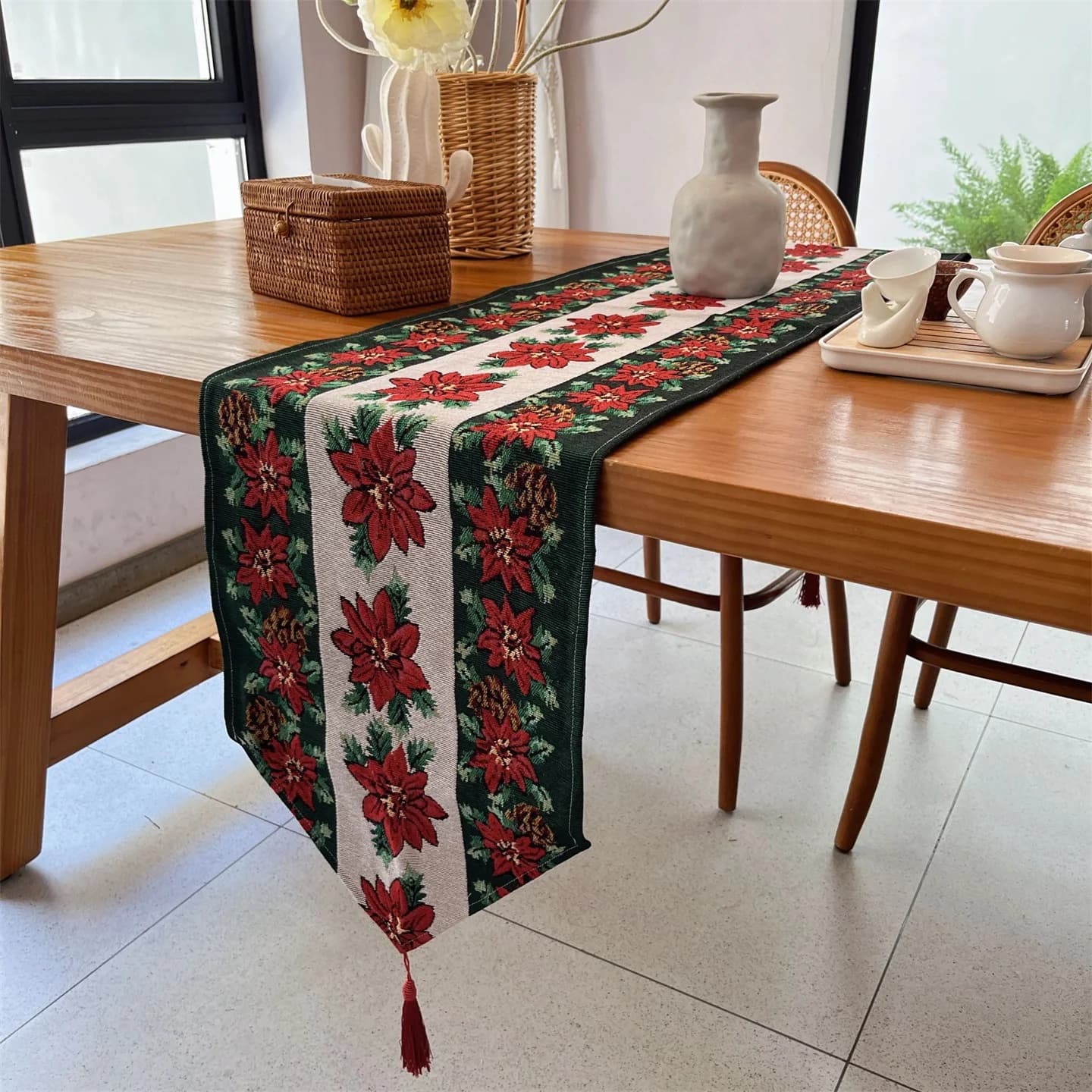 Runner da Tavola Natalizio Rosso Floreale Decorazione Festiva per Pranzo e Mobile TV