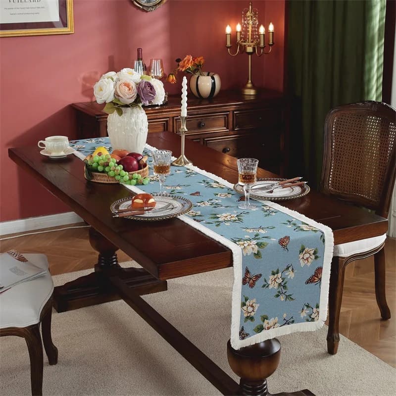 Runner da Tavola in Cotone e Lino Floreale Stile Country Americano con Nappine